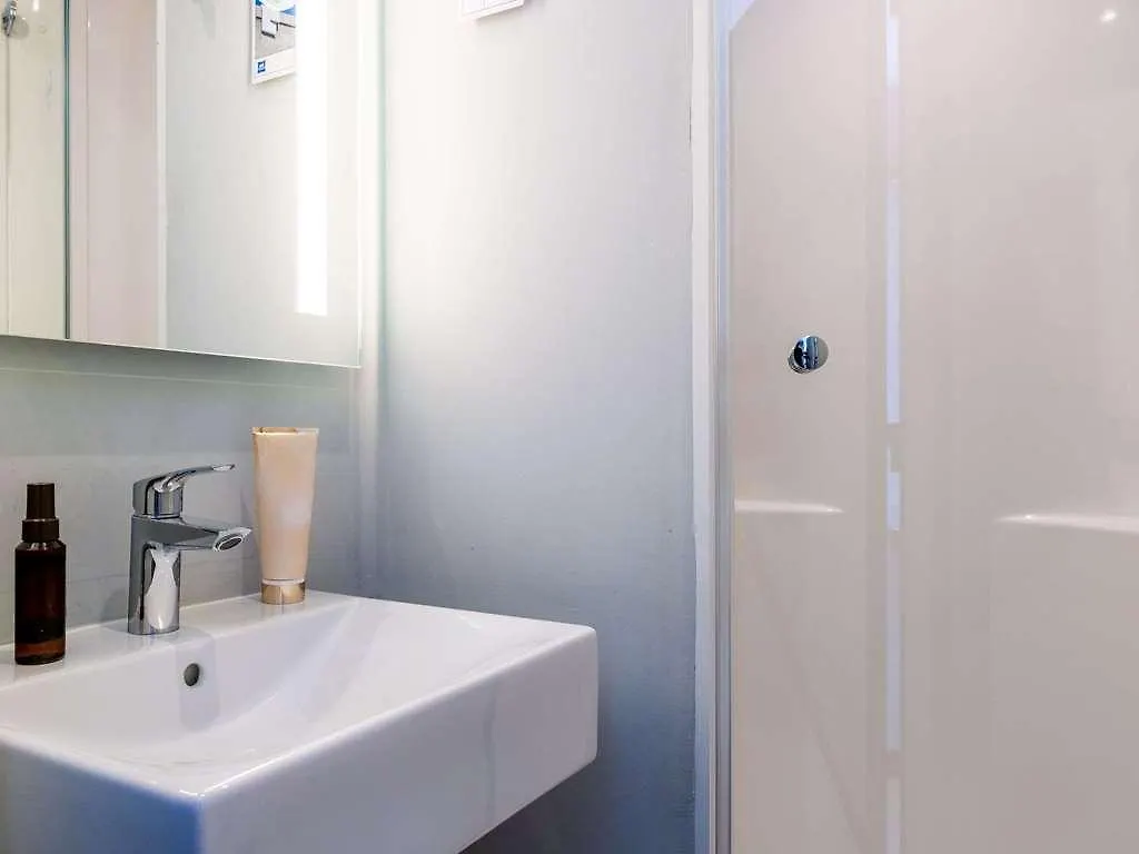 Hotel Ibis Budget Chatillon Paris Ouest 2*, Châtillon